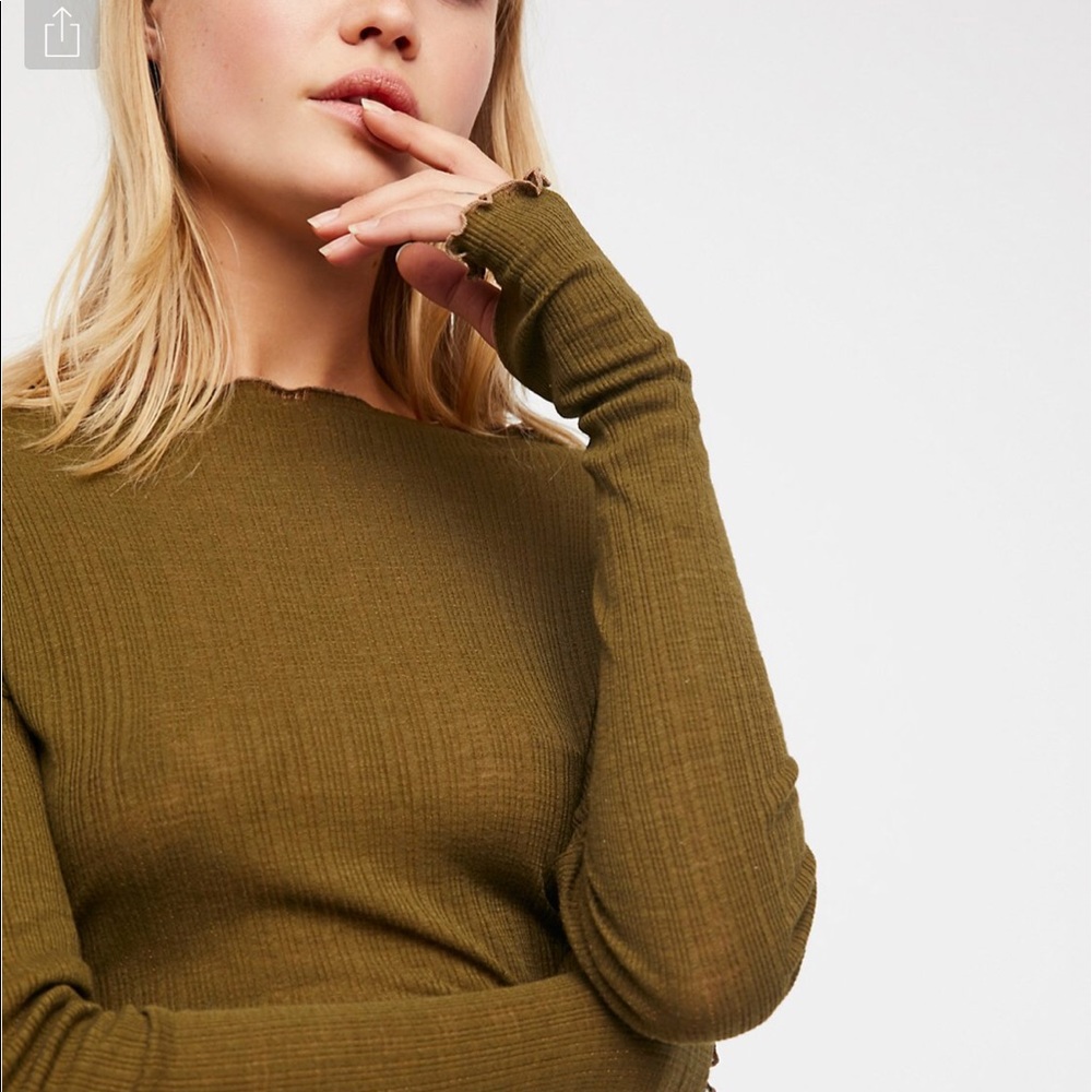 FREE PEOPLE LAYERING TOP